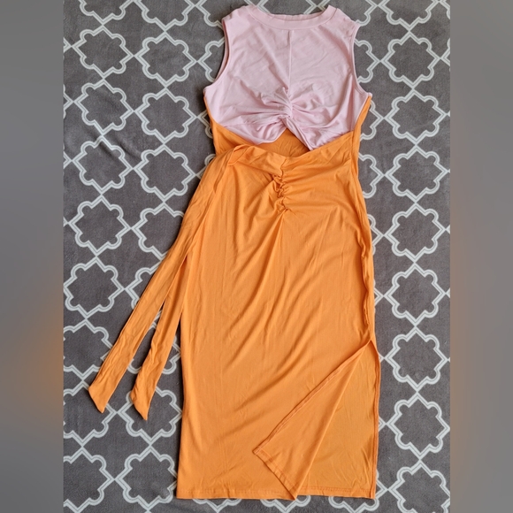 Toleny Sleeveless Cutout Colorblock Ribbed Bodycon Dress - Picture 3 of 5